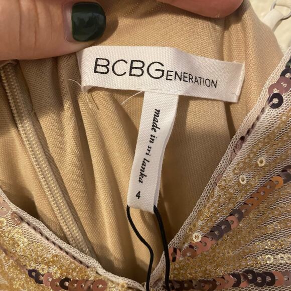 BCBGeneration Nude Sequin Midi Party Dress Size 4 NWOT Birthday - Picture 6 of 8
